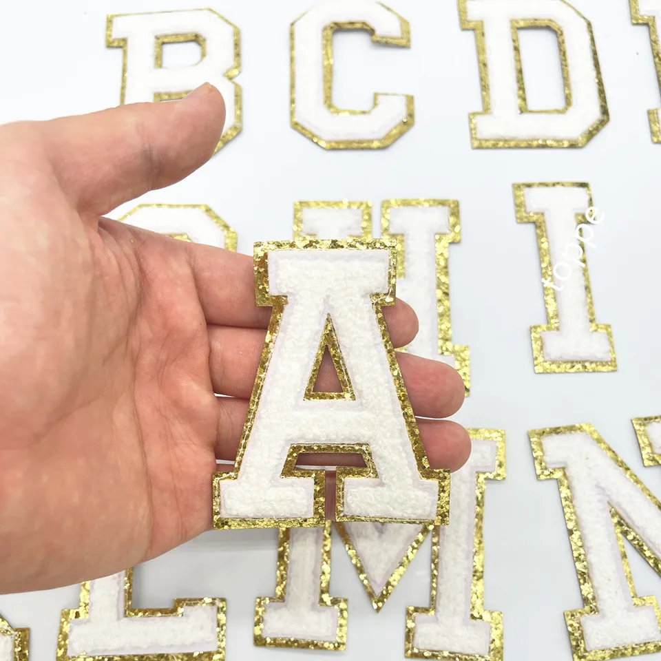 Veľké biele písmená vyšívané železo na záplate Applique DIY Názov odznak abecedy pre deti pre deti