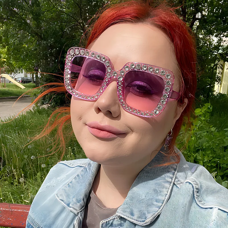 Viacfarebný nový štvorcový rám diamant Disco Slnečné okuliare Európske a americké módne slnečné okuliare Retro trend Disco Glass