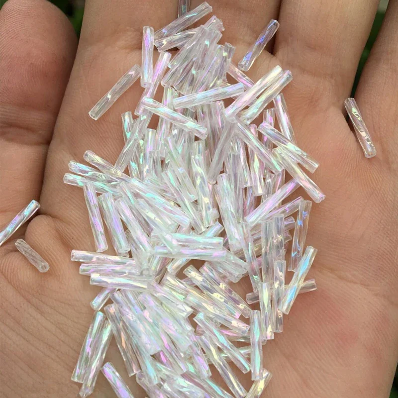 Viacnásobná veľkosť 2*6/9/11/11mm Twist Silver Core Czech Glass Seed Seed Guads Brilantné priehľadné farebné trubice Šperky