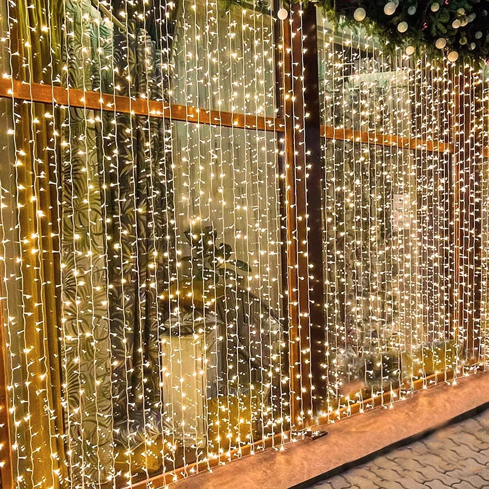 Vianočné dekorácie cencicle Garland Led Curtain String Lights 3M*2M zástrčka Prevádzkovaná pre Vianoce/večierok/Svadba/výzdoba izby Nový rok