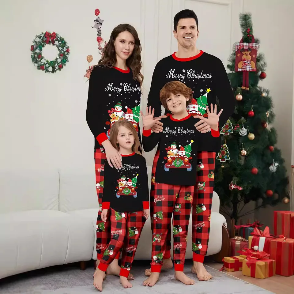 Vianočné pyžamy, rodinné oblečenie MoM Dad Kids 2 kus dieťaťa Romper Soft Sleewear Vianoce rodina Look 2025 novoročné oblečenie