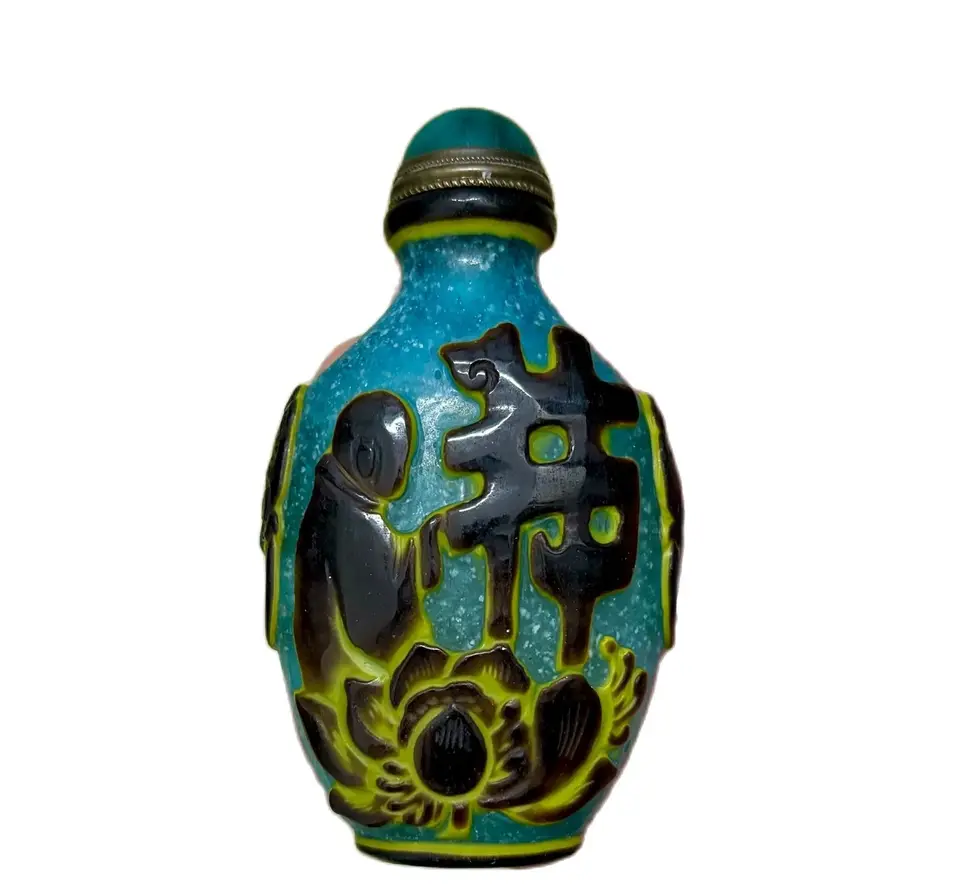 Vinobranie čínske vyrezávané sklo šnupavý tabak fľaše Snuffbox Rare Glaze Buddha Figuríny Art Guanyin Kwan Yin Avalokitesvara