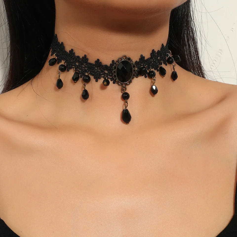 Vintag Classic Gotic Lace Choker pre ženy čierny krištáľový prívesok kúzlo Choker náhrdelníky boho klenba šperky vianočné darčeky