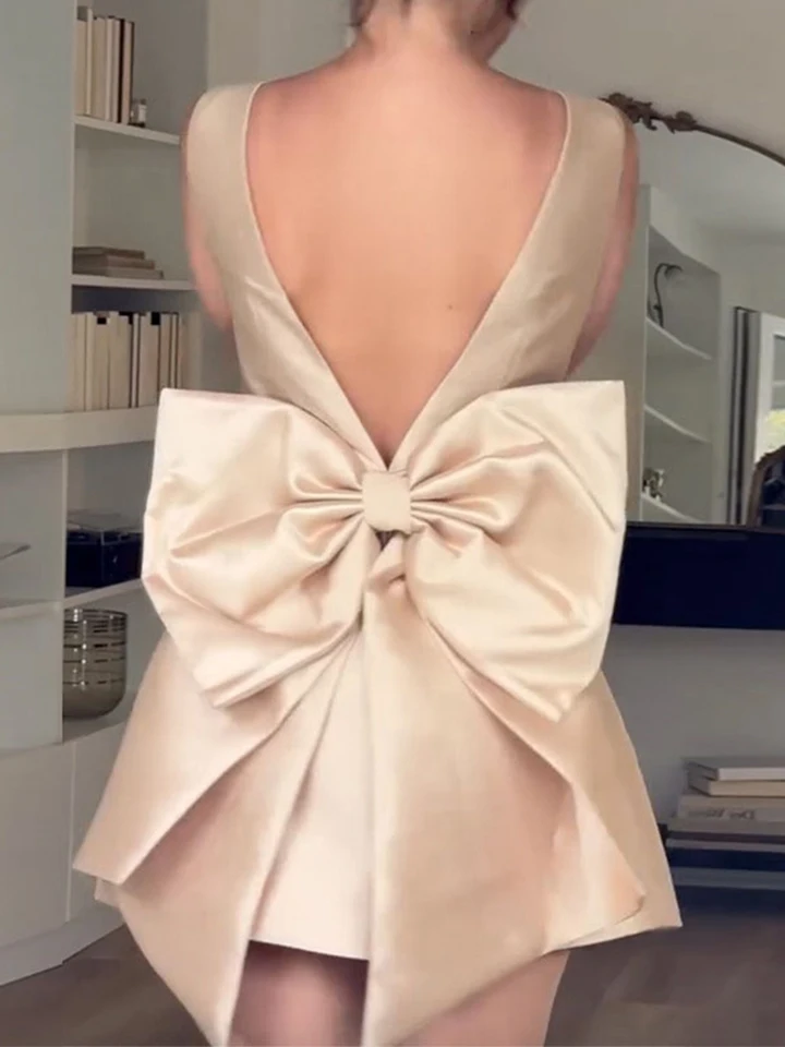 Vintage backless veľké luk mini šaty Ženy Sexy pevné rukávy bez rukávov vysoký pás s vysokým pásom Krátke šaty ženské všestranný večera