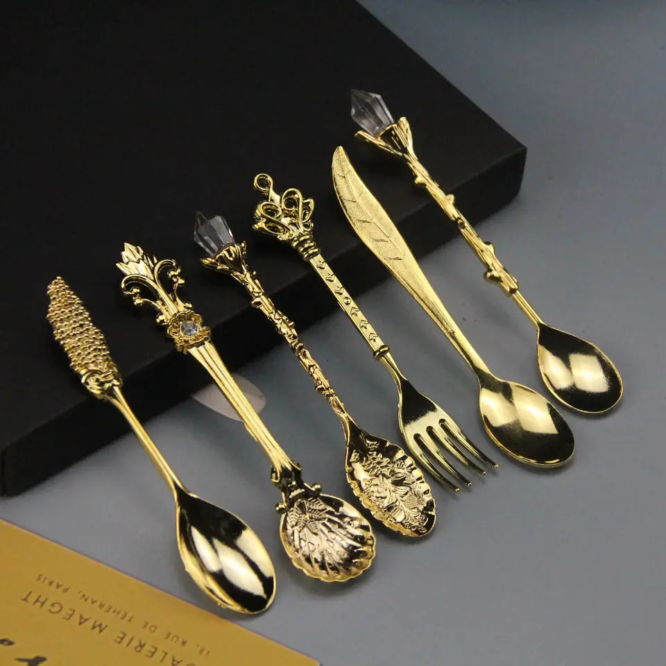 Vintage Court Coffee Spoon 6ks/Set Ice Cream Spoon Jam Spoon Dezert Spoon Crystal Head Set Set Darčekové remeslá