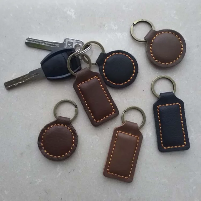 Vintage cowhide Car Keychain Accessories