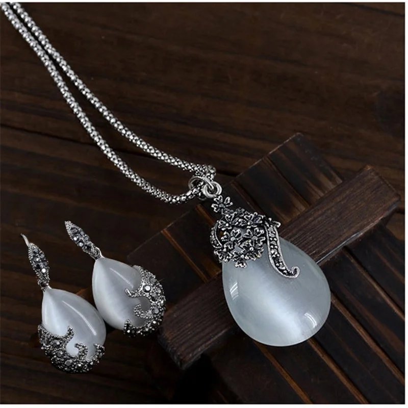 Vintage elegantný 925 Sterling strieborná farba móda opálové kvapky kvapky Prívesky s dlhým hadom náhrdelníkov