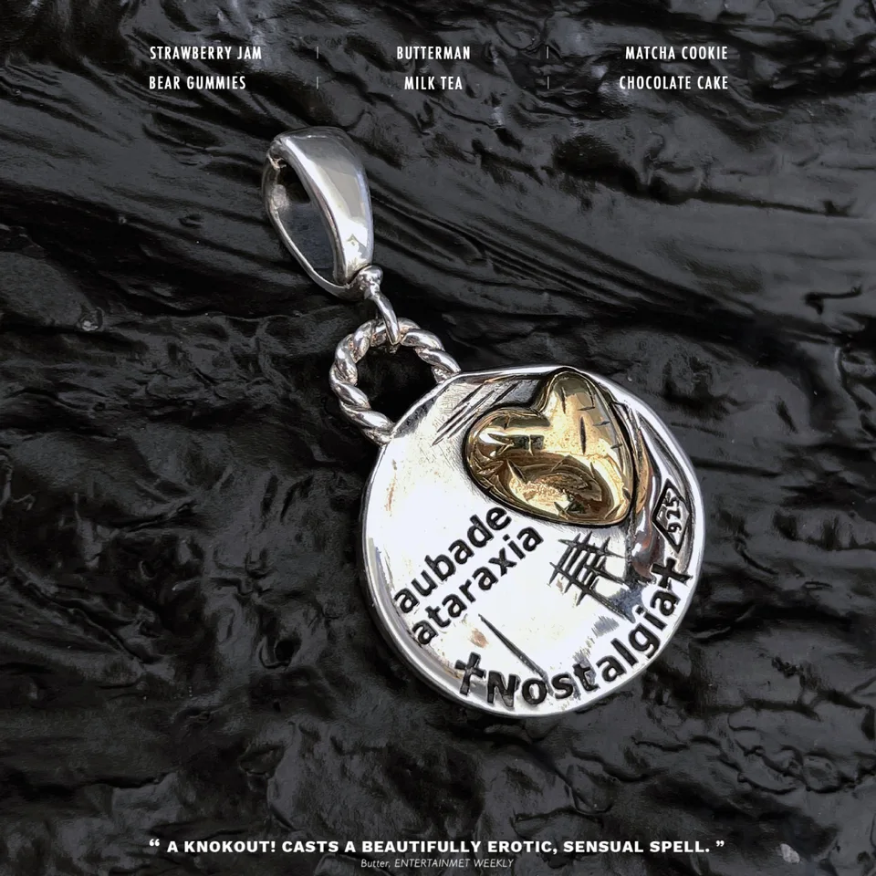 Vintage thajský strieborný okrúhly tanier List Gold Heart Pendant Iba Woman Iba prívesok výklenok dizajn srdcového bičovania prívesok