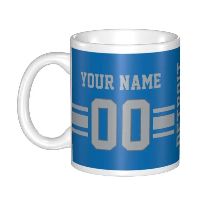 Vlastné Detroit Name & Number Football Coffee hrnček pre futbalových fanúšikov, futbalové darčeky pre futbalového fanúšikového syna vnuk kamaráta spolupracovníka