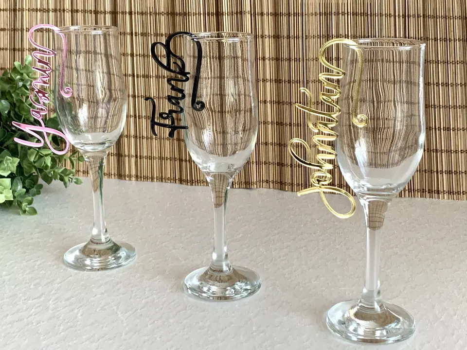Vlastné svadobné víno sklo kúzla Prispôsobené meno akrylové svadobné večere stolové dekorácie EventCocktail Drink Svadby