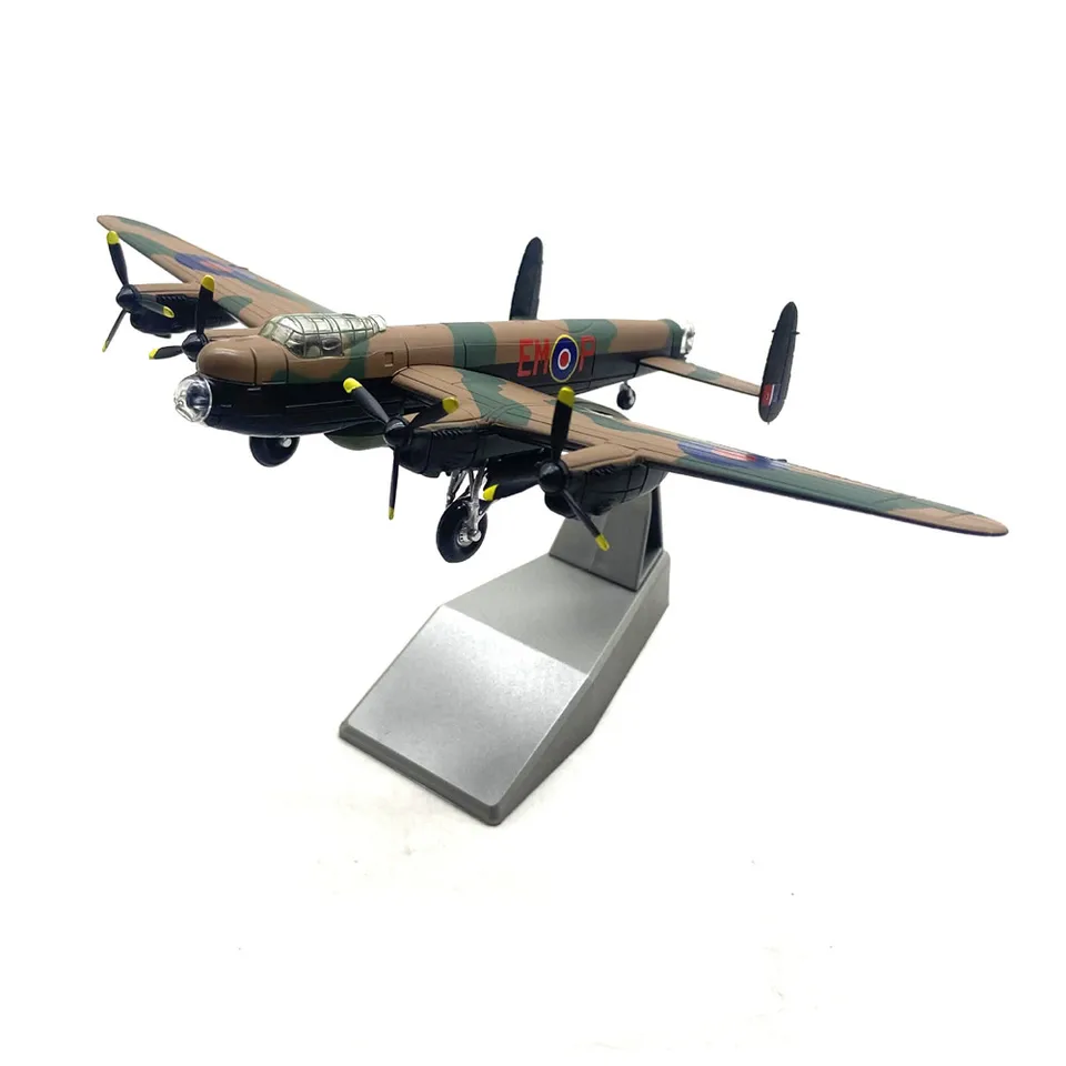 Vojenská svetová vojna UK Lancaster Bomber 1: 144 Model mierky so stánkovou zliatinovou zbierkou vianočného daru pre človeka