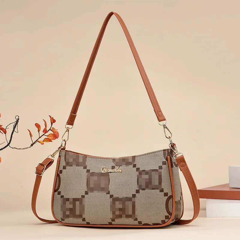 Vynikajúca dámska taška s jedným ramenom Crossbody s módnym ľahkým luxusným dizajnom