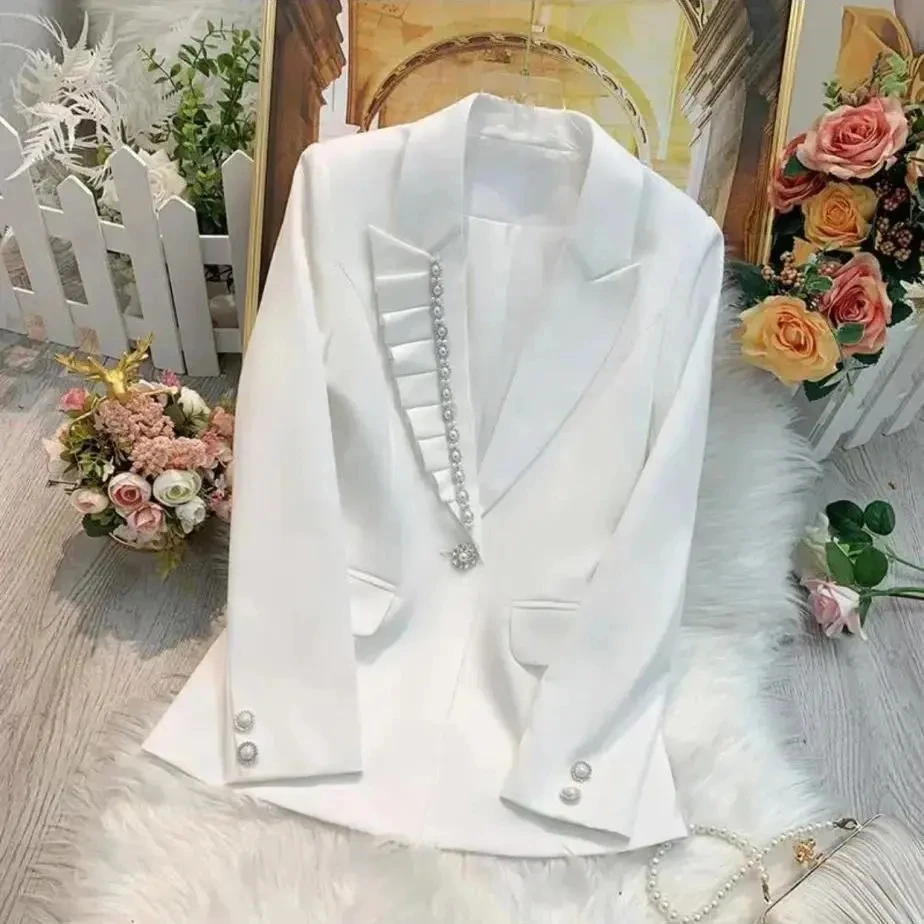 Vysoko kvalitná temperamentná obchodná kancelária Cast Coat Women Heavy Pirálky Diamond Blazer bunda Žena 2023 Jarné leto Nové oblečenie