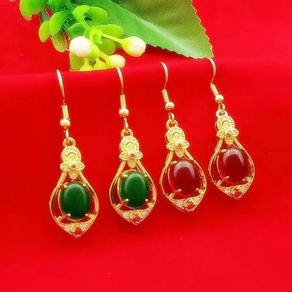 Vysoko kvalitné dámske zlaté náušnice Malý pás Stročno 24 000 Štvorlístok Clover Gemstone náušnice Au999 módny trend Čisté zlato