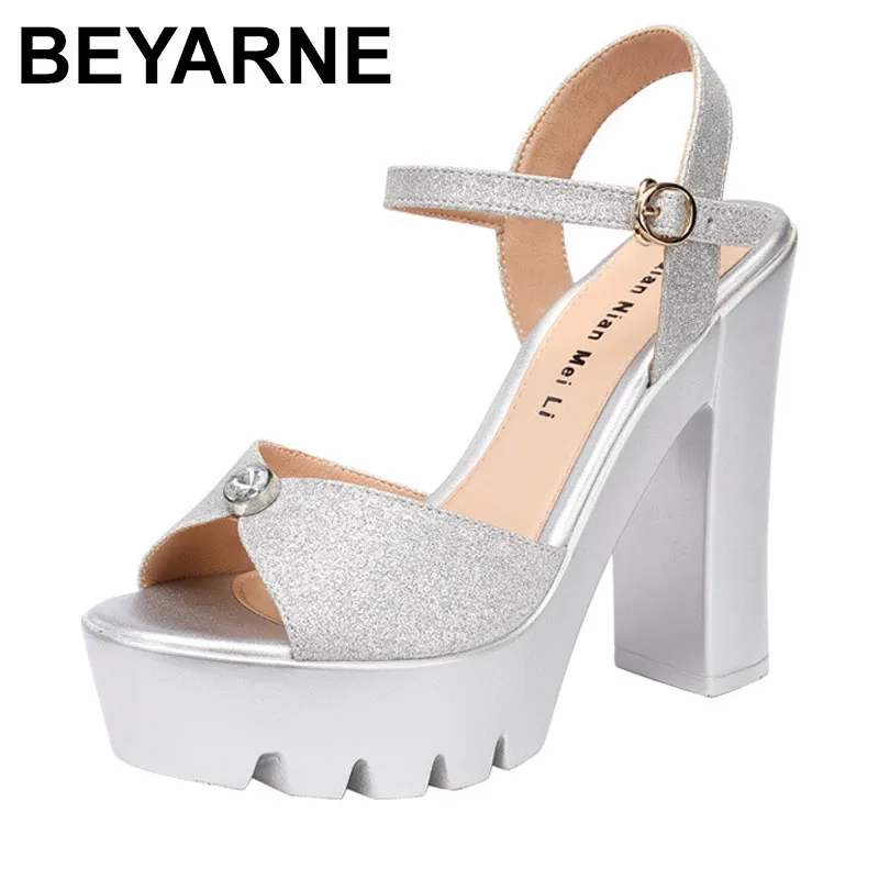 Vysoko kvalitné letné sandále pre ženy 10 cm 13 cm vysoké veľké podpätky 32 33 43 Platforma Otvorená špička elegantná topánka Čierny zlatý kúsok