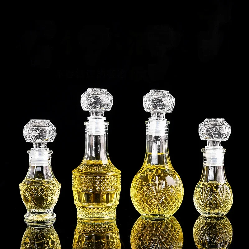 Vysoko kvalitné priehľadné sklo malé víno fľaša 50/100 ml whisky dávkovač mini kreatívne červené víno fľaša