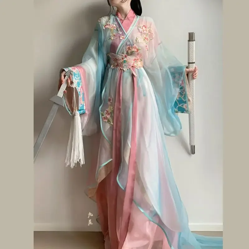 Vysoko kvalitné Weijin Dynasty kvetinové vyšívané šaty Hanfu Tradičné čínštiny pre ženy v štýle paláca princezná Cosplay kostýmy