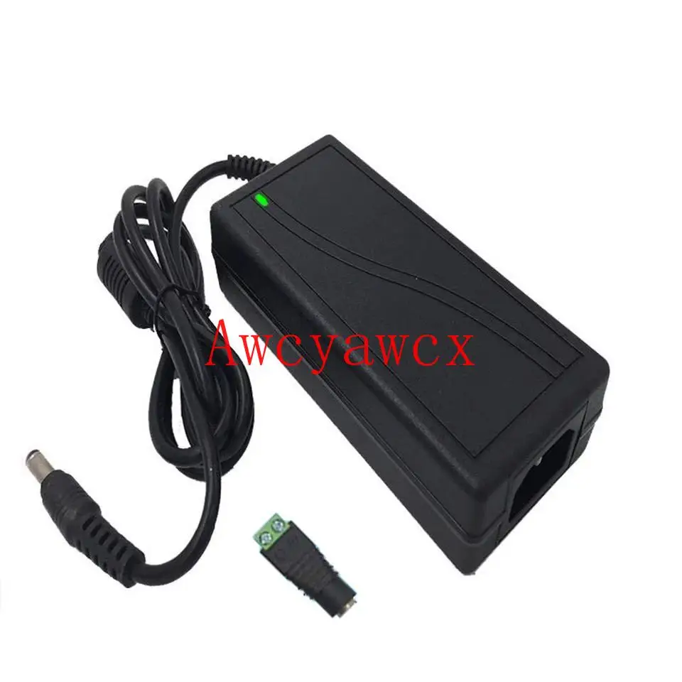 Vysoko kvalitný 52V 2A Univerzálny napájací adaptér 52 Volt prepínací napájací zdroj
