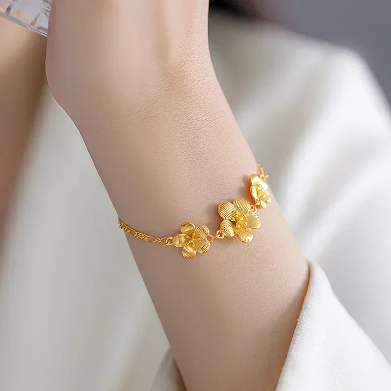 Vysoko kvalitný 9999 dámsky náramok 18K Real Gold Au750 High-end broskyňový kvet zdroj náramok dámske kvetinové reťaz