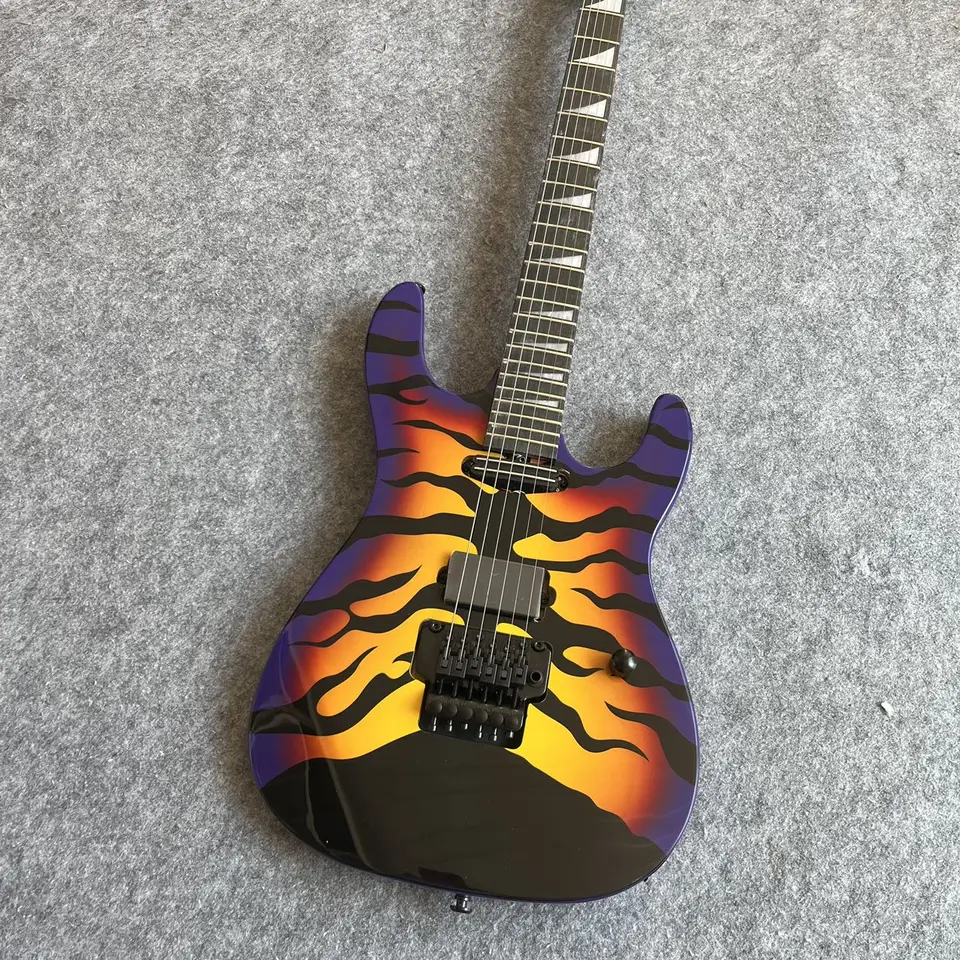 Vysoko kvalitný elektrický gitar