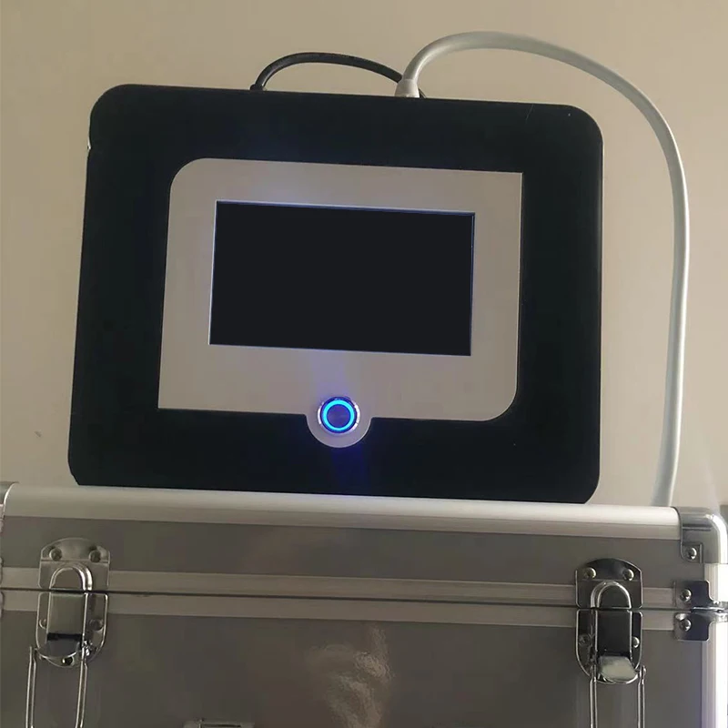 Vysoko kvalitný prístroj na správu pokožky môže prevádzkovať rôzne kožné projekty a nanokryštály RF môžu byť priamo predávané v továrňach
