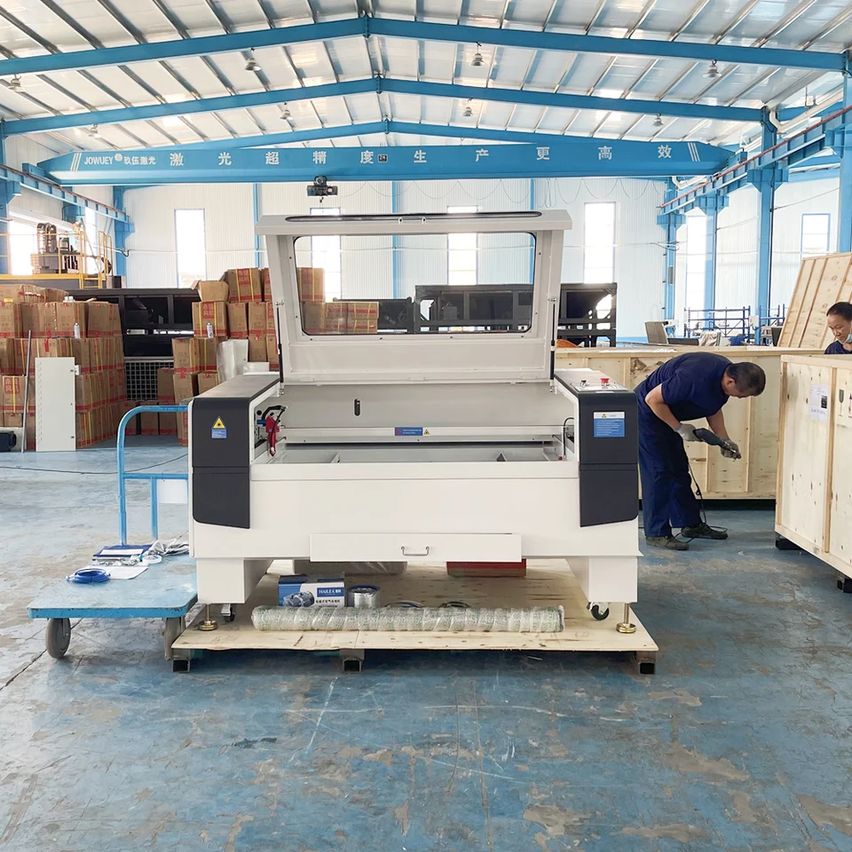 Vysoká presnosť 1390 RECI 150W CNC CO2 CO2 Cutting Machine Automatické zaostrenie s automatickým zdvíhacím stolom pre malé podniky