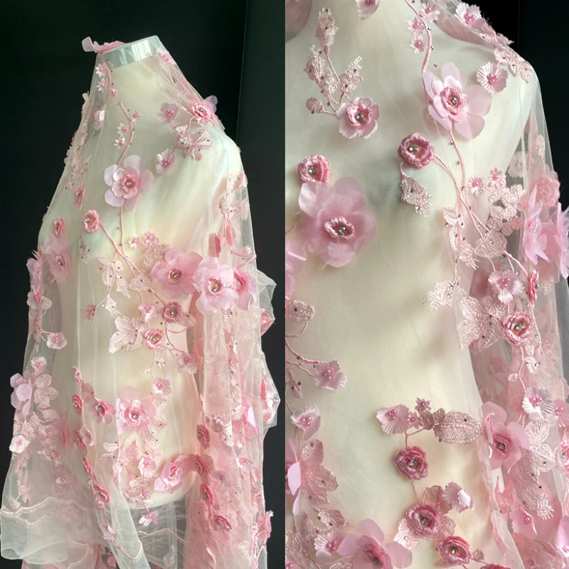 Vyšívacia čipka tkanina pokrytá pre šaty DIY Lace Design Wholesale Handrice na šitie materiálu pre šitie odevov