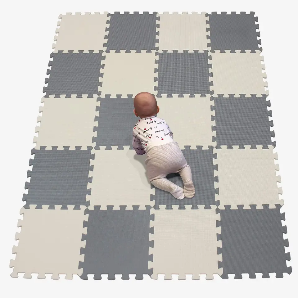Vzájomne prepojené mäkké eva penové rohože podložky v garáži podlahové dlaždice Mat Set Kids baby houpzle jogy jogu fitness gym cvičenie rohože biele