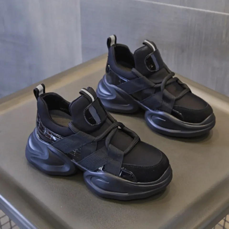 Výška zvyšujúce dámske topánky Spring Nový produkt Cowhide Husté solované topánky pre dámske príležitostné pravidlá Spory Shoe Platform Platform Snekeers
