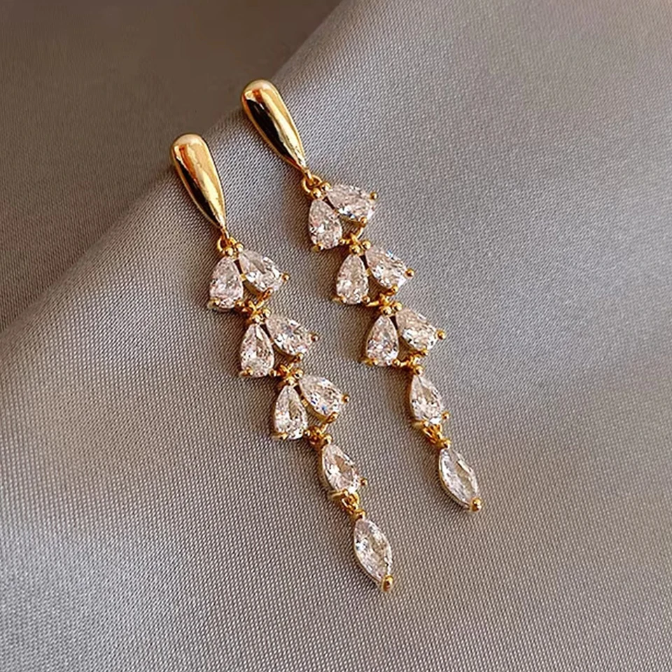 Yupsk Classic Marquise Zircon Tassel Drop náušnice pre ženy Elegantné šumivé krištáľové svadobné vise náušnice Party šperky