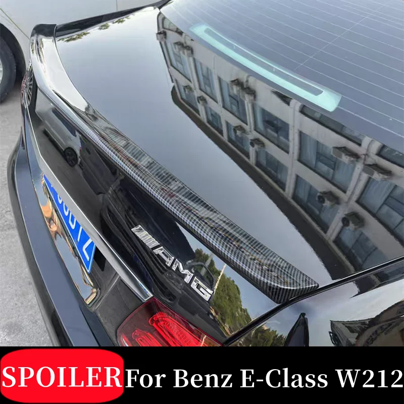Za roky 2008-2015 Mercedes Benz E trieda W212 E180 E200 E260 E300 E320 Sedan 4 dvere zadné kmeňa veka veka kachtailov Kríder