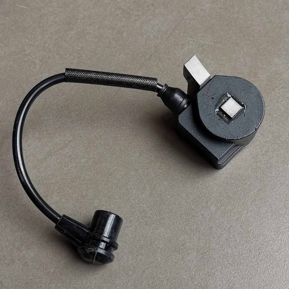 Zapaľovacia cievka Makita Dolmar 109 110i 110iH 111 115 115H 115i 115i H PS-43 PS-52 PS-540 Makita DCS540 OEM 027140001 965603021