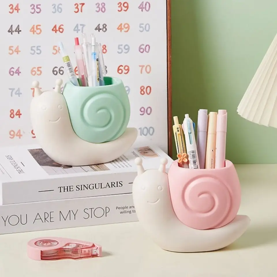 Zaujímavé slimákové pero Plastové plastové študentské ceruzky Storage Box make-up kefa Multifunkčné kancelárske výrobky Organizátor Desktop