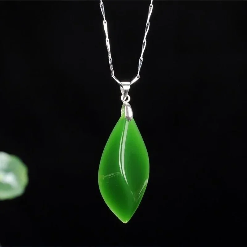 Zelený jade prívesok prírodný jasper náhrdelník darčeky pre ženy amulet kamenné kúzlo talismans darček muži amulety vyrezávané šperky