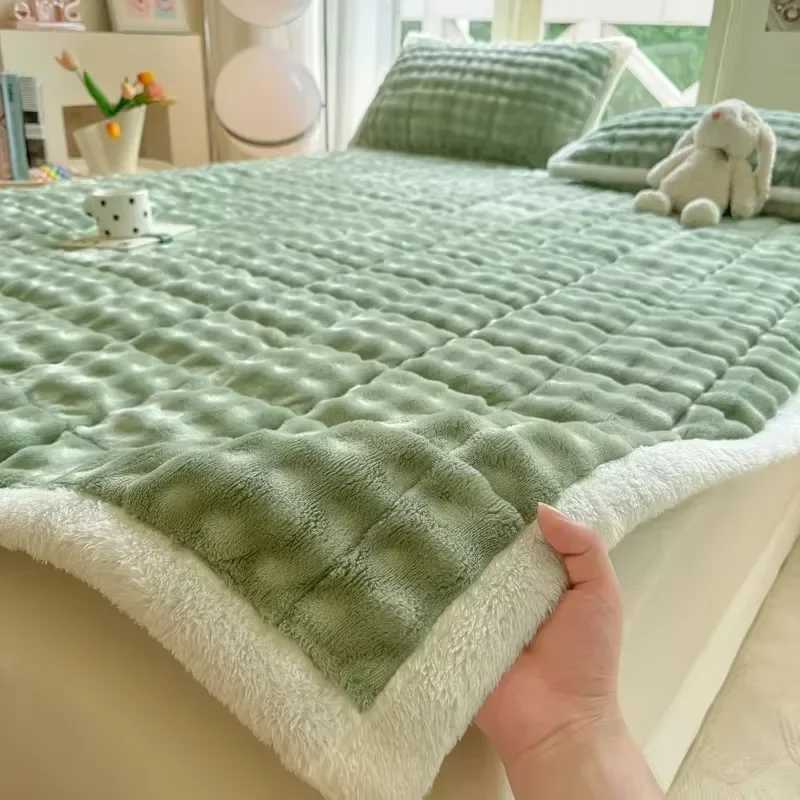 Zima teplé plyšové matrace zima Super mäkké jednoduché dvojité skladacie mlieko zamat z pohosteného postele posteľnú posteľ kryt tatami rohož Tatami