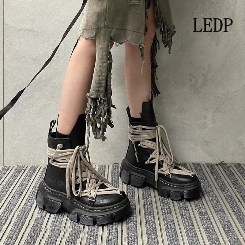 Značka LEDP Black Cross-Rac Platform Boots Dámske posilňovacie topánky 2024 Jeseň Nové pekné krátke motocyklové topánky Trend