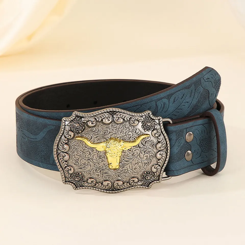 Západné vyrazené kožené muži pásy Golden Cowboy Longhorn Bull Pattern Cloral Rytfed Buckle Belt pre mužov Ženy 105 cm