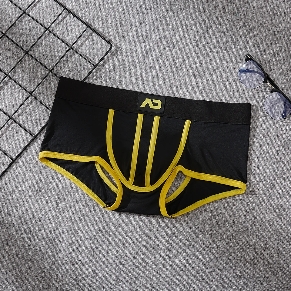 Závislá značka módna spodná bielizeň hodvábne mužské boxerové nohavičky Stretch Pants Hip Hollow Gay Sexy trendy mladé spodky muži