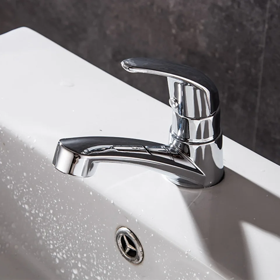 Úplne nový pre kúpeľňu umývanie povodia Tap Tap Faucet Basin Mixer Cold Wink Water Tap Vysoko kvalitný zink zink zliatiny Chrome