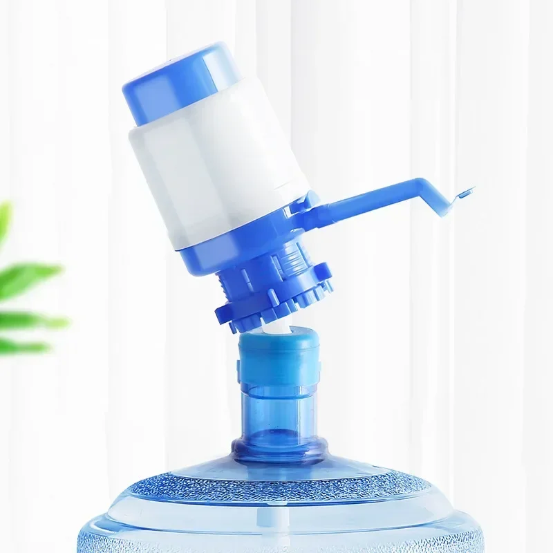 Čerpadlo manuálne ručné tlak na pitie fontánovej vody
