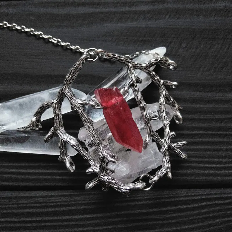 Červené a priehľadné kremeňové kamenné pobočka náhrdelník Gotický šperk čarodejnícky štýl Amulet Dark Forest Pagan Magic Wizard Tajomy Darček Nový