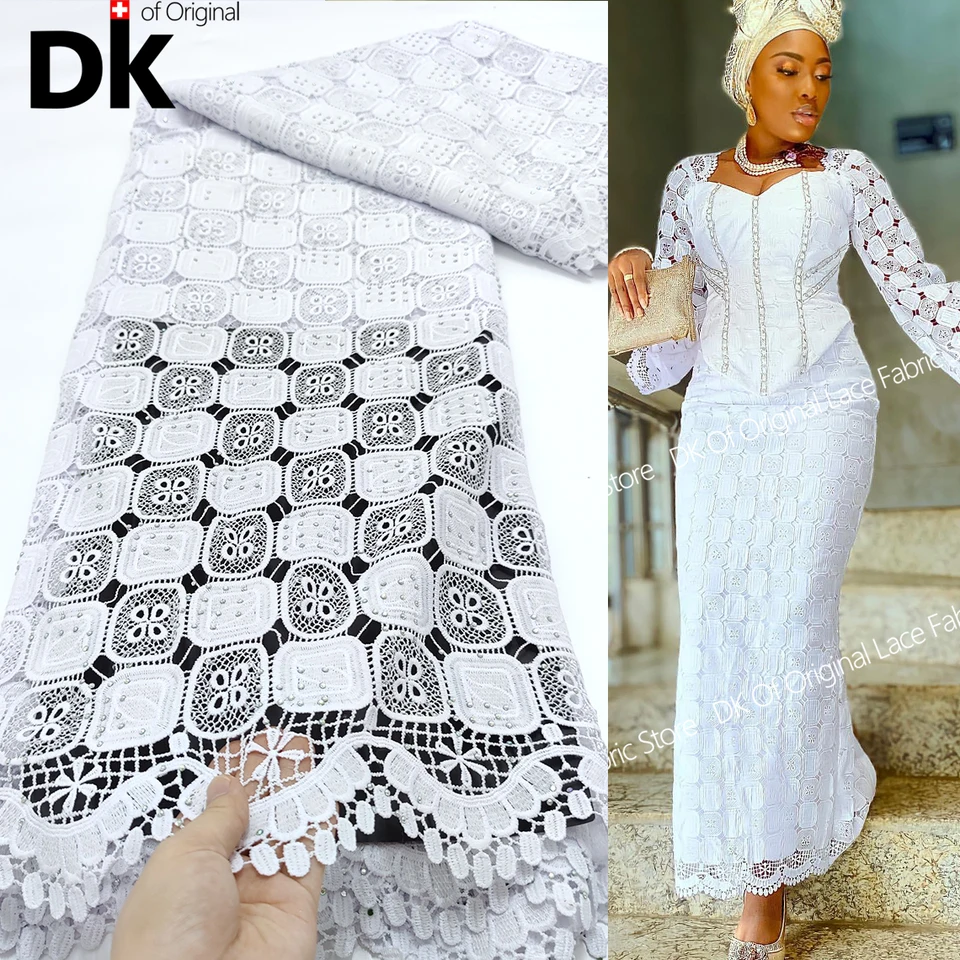 Čistá biela suchá čipka s originálnym bazinom bohatým pre nigérijské africké ženy Svadobná nevesta a družička Šaty švajčiarske švajčiarske Voile