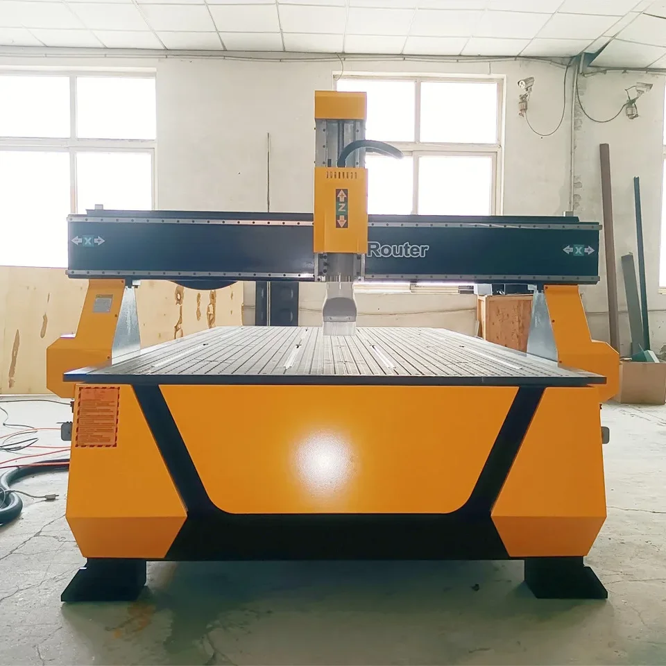 Čína Factory 1325 3 Axis CNC drevená rezbárska stroj/1325BR 4 Axis CNC Router s možnosťou vákuového čerpadla na zbera