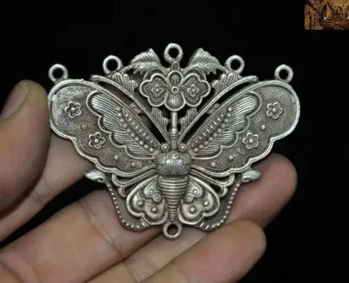 Čína ľud zbiera Tibet Silver Animal Butterfly socha exorcizmus amulet prívesok amulet