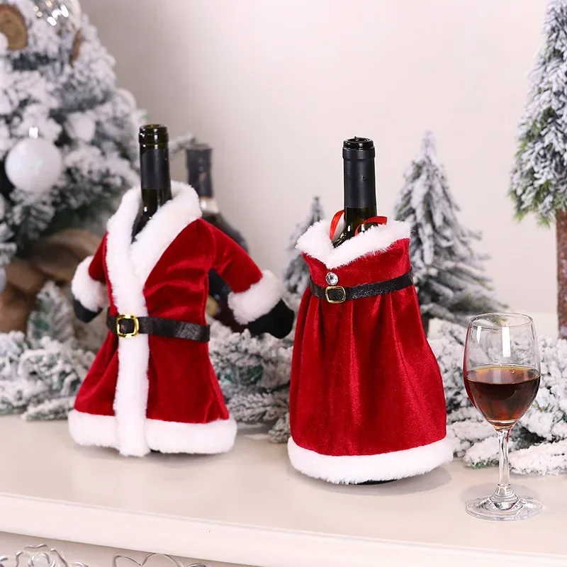 Šaty vianočné červené fľaše na víno pokrýva obal s kabátom Santa Claus Champagne pre vianočné večere na večeru