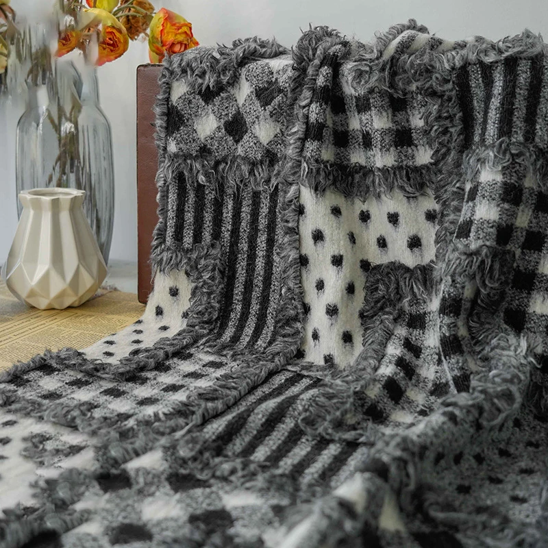 Šedá biela farba jesenná zimná strapca Plaid Plaid Dot tkanina pre dámske šaty dekoratívna šijacia tkanina 50cmx160cm