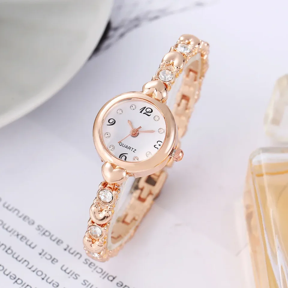 Žena náramok Orologio Diamond Mini Dial Dial Wristwatch Elegantné hodinky pre ženy Quartz hodinky Zlatá Sliver Metal Band Ladies Reloj