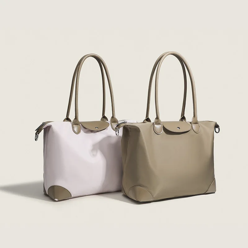 Ženy Bag 2024 Trend Nylon Messenger CANAGE LUXURY ZNAČKA ZNAČKA CROSBLOBY Dámy Vysoko kvalitné kabelky na rameno pre ženy