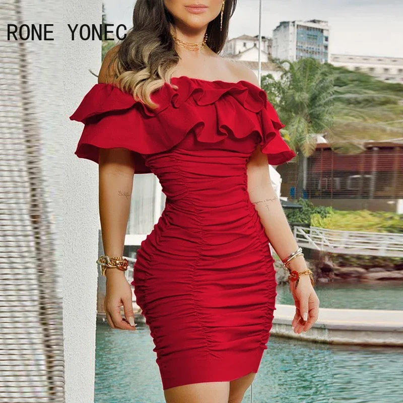 Ženy elegantné mimo ramena, ktoré kaskasá na ramene hem, sklady Mini Bodycon Party Šaty