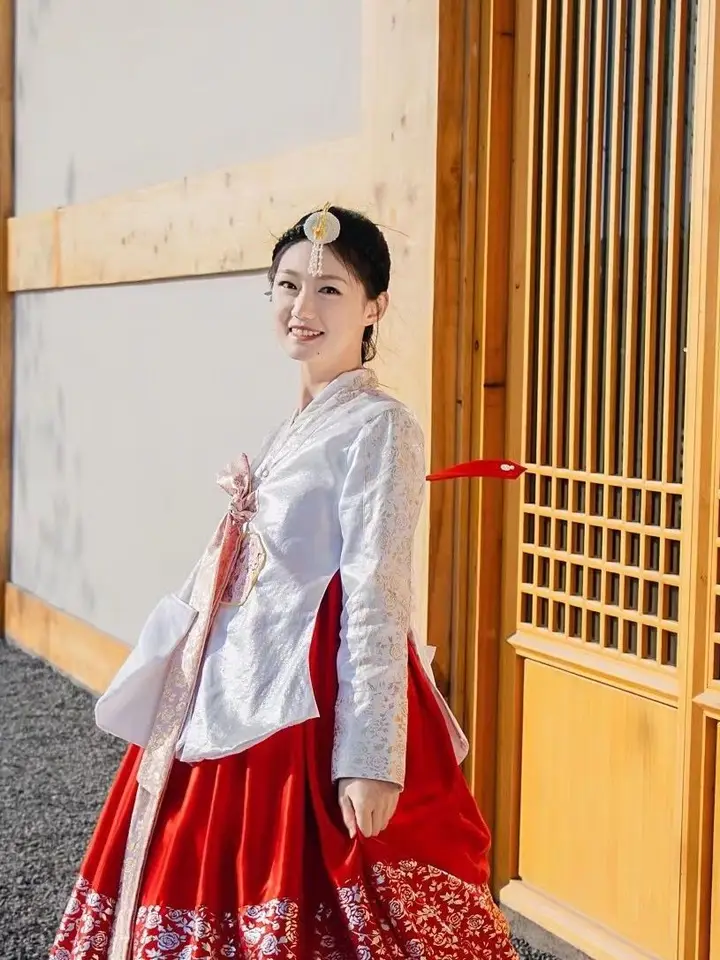 Ženy Hanbok sa oblieka kórejské módy Staroveké svadobné kostýmy Tradičné večierok Ázijský palác cosplay pódium Performance